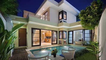 Two - Bedroom Villa with Private Pool and 6 mins walk to the beach | Terrace/patio