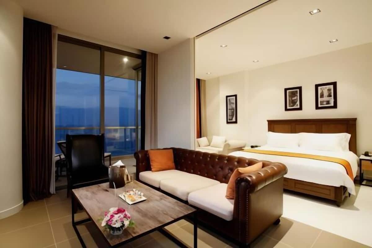 Ropa de cama de alta calidad y minibar