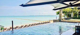 Pattaya Modus Beachfront Resort