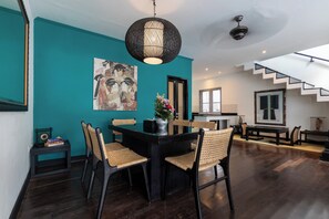 Dining room - Four On Drupadi (Seminyak)