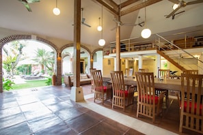ดีลักซ์วิลล่า, 3 ห้องนอน, สระว่ายน้ำส่วนตัว, วิวสระว่ายน้ำ (3 Bedrooms Pool Villa) | ห้องรับประทานอาหาร
