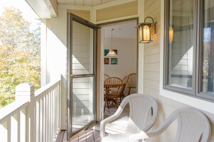 Condo, 2 quartos | Sacada