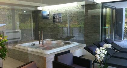 Hôtel Restaurant l'Echo du Lac & Spa