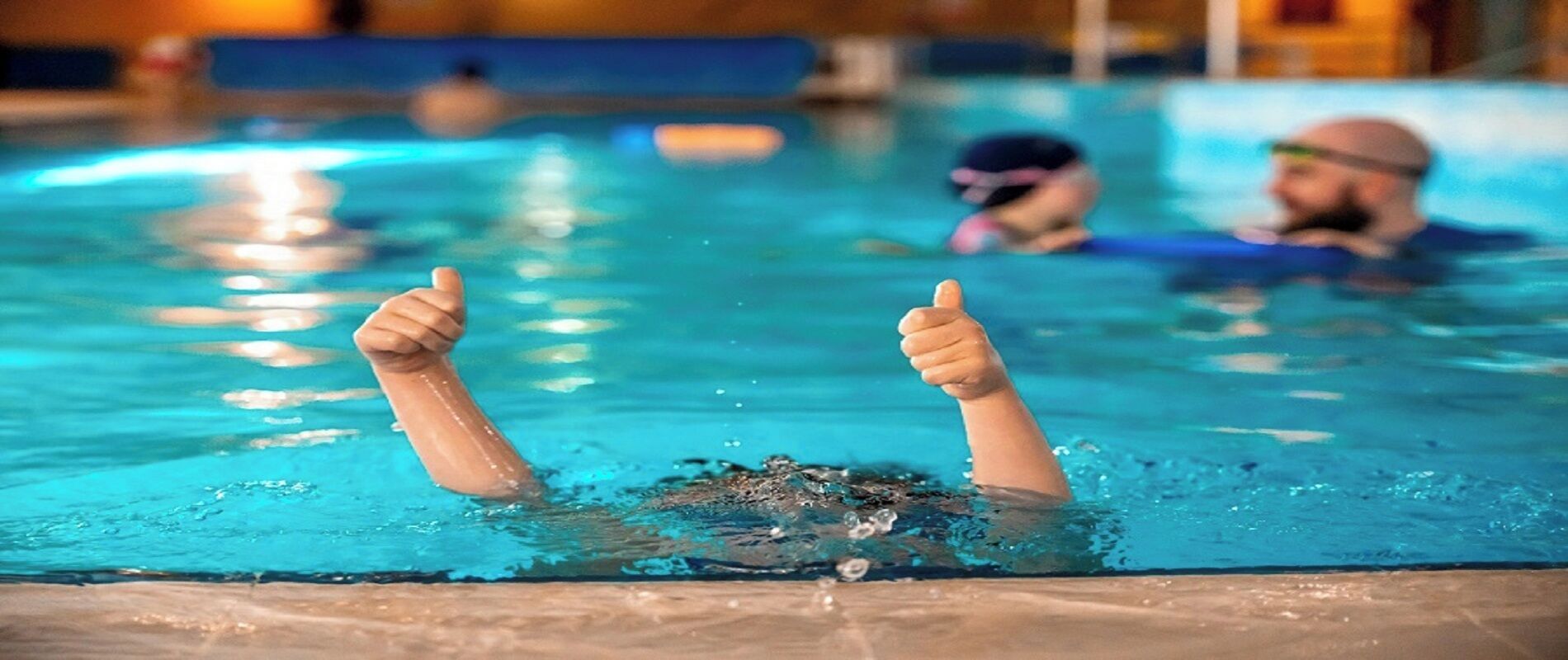 Indendørs pool