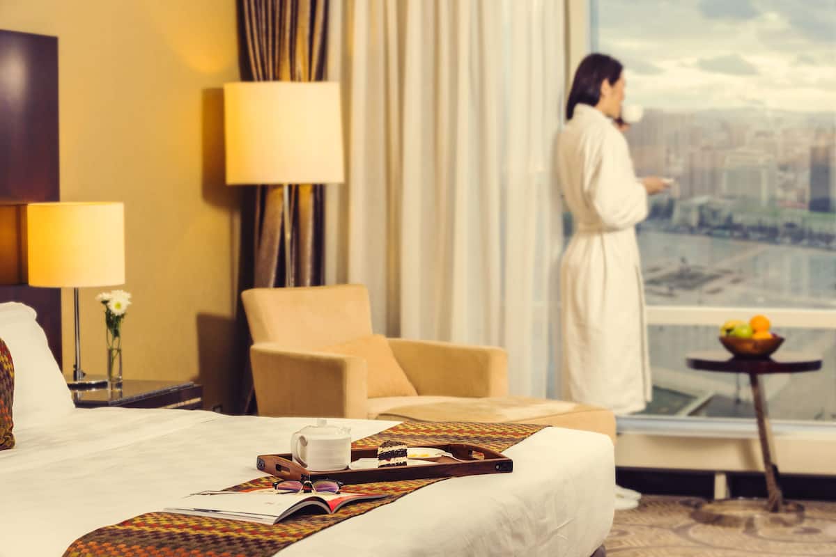 1 bedroom, premium bedding, minibar, in-room safe