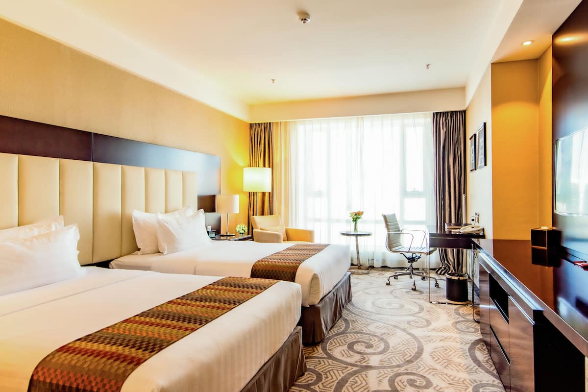 1 bedroom, premium bedding, minibar, in-room safe