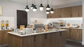 Petit déjeuner à emporter compris tous les jours