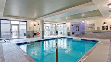 Indoor pool, pool loungers