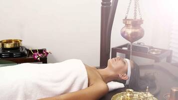 Couples treatment room(s), body treatments, aromatherapy