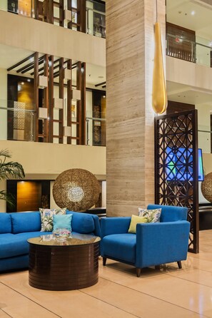Lobby - Novotel Goa Candolim Hotel (Candolim)