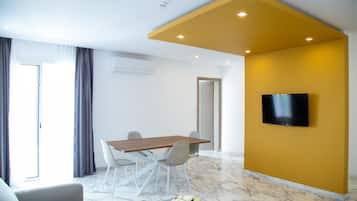 Apartment, 3 Schlafzimmer | Fernseher