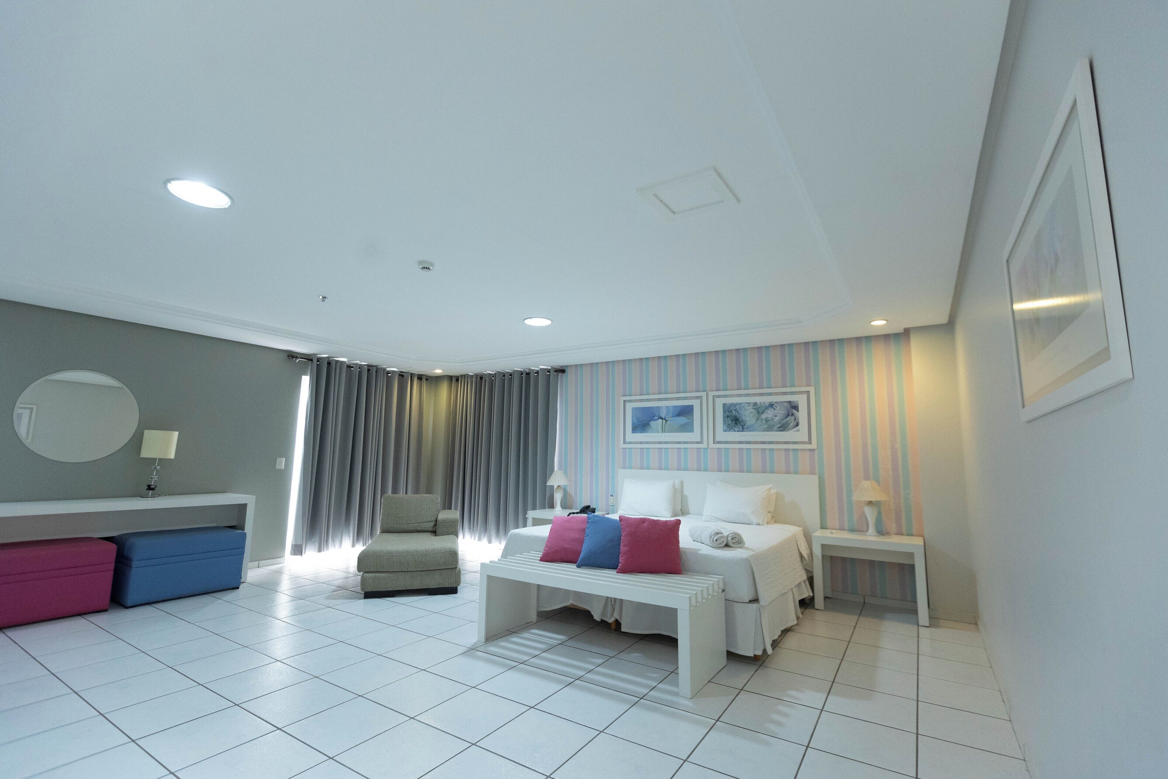 1 bedroom, minibar, individually decorated, desk