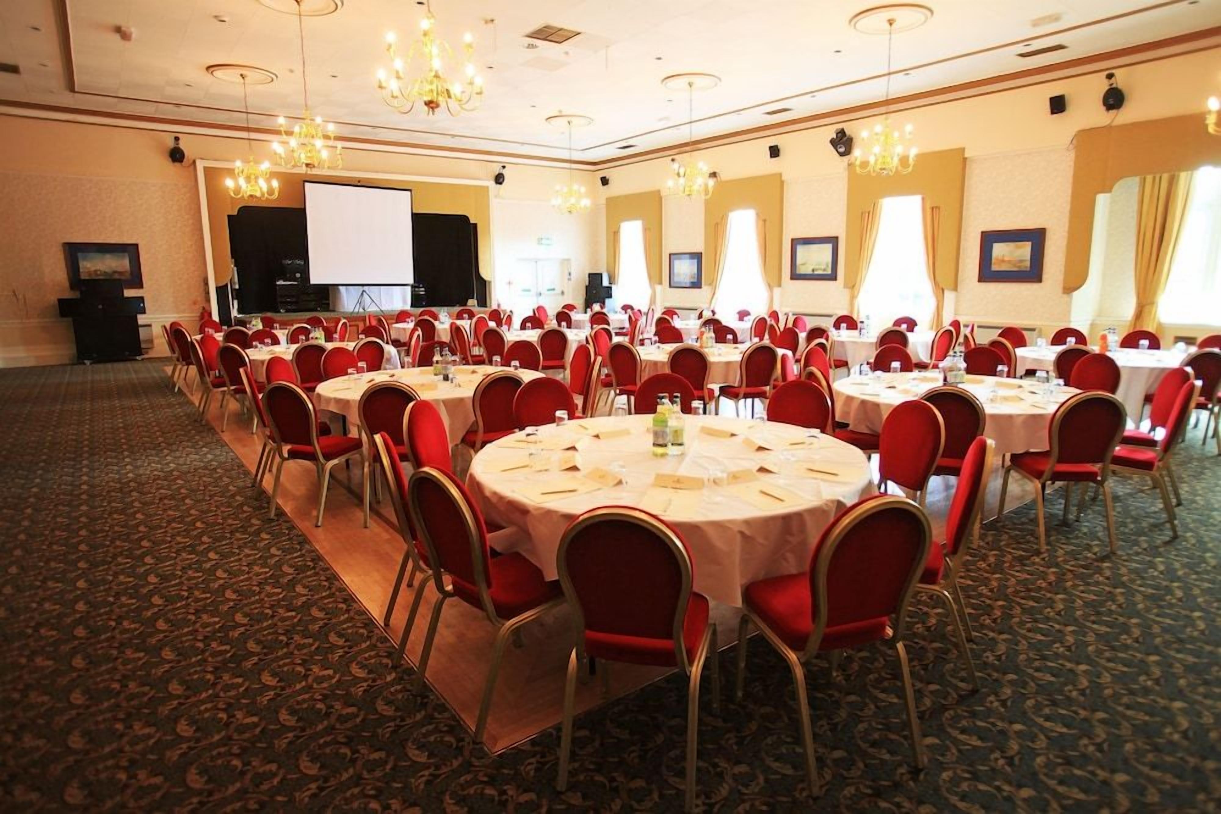 Banquet hall