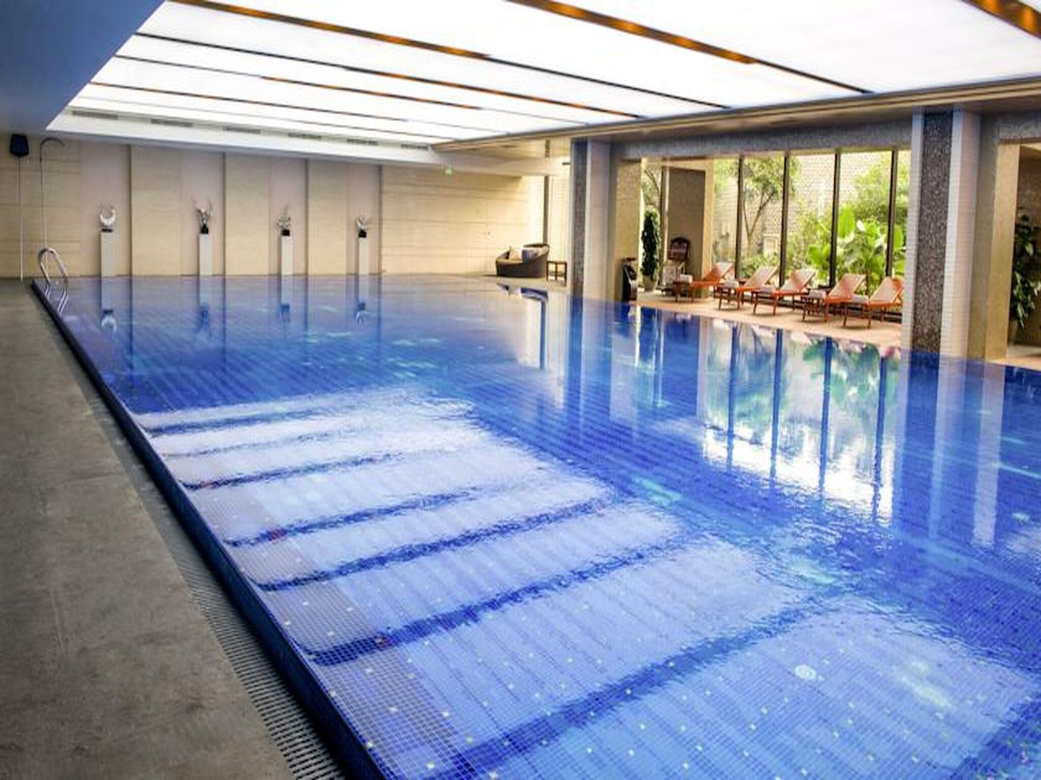 Indoor pool, outdoor pool