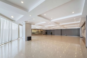 Meeting facility - Ramada Linyi North (Linyi)