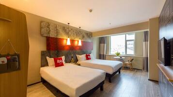 Familienzimmer | Bügeleisen/Bügelbrett, kostenloses WLAN, Bettwäsche