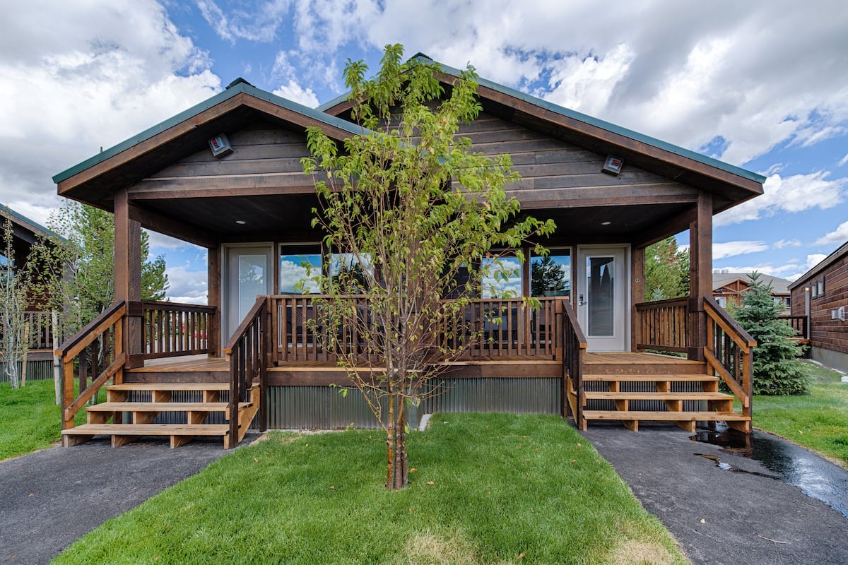 Cabin, 2 Queen Beds (Montana Cabin)