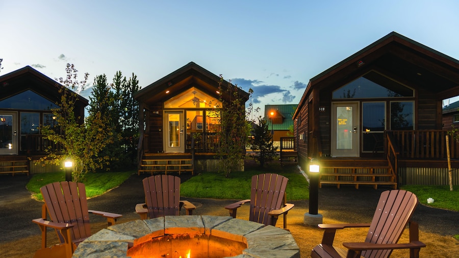 Explorer Cabins At Yellowstone