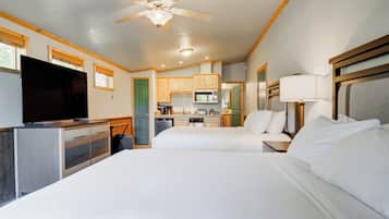 Cabin, 2 Queen Beds (Montana Cabin) | Free WiFi, bed sheets