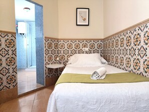 Single Room, Ensuite, Tower