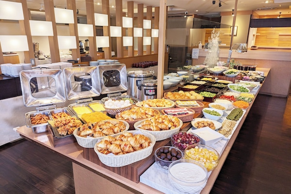 Dagelijks ontbijtbuffet (JPY 1980 per persoon)