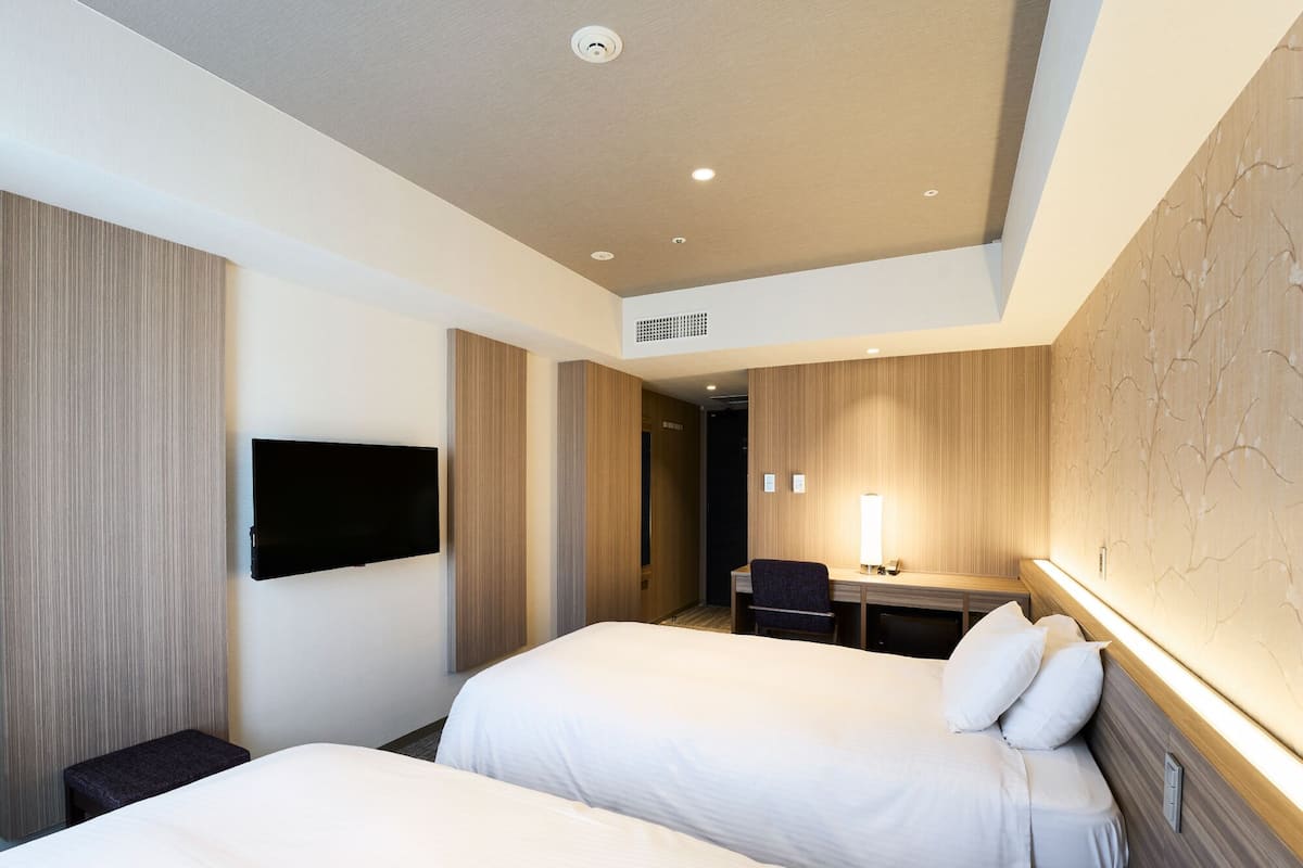 Standard Twin Room, Non Smoking (Renovation: Noise 8:00-18:00, Jan 5-Sep 30, 2026) | Down comforters, in-room safe, desk, free WiFi