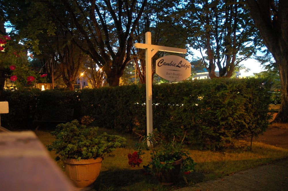 Cambie Lodge B&B