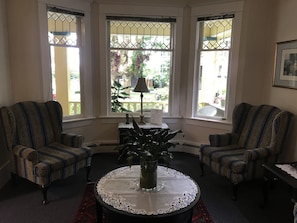 Smart TV 32 pulgadas con canales de televisión digitales