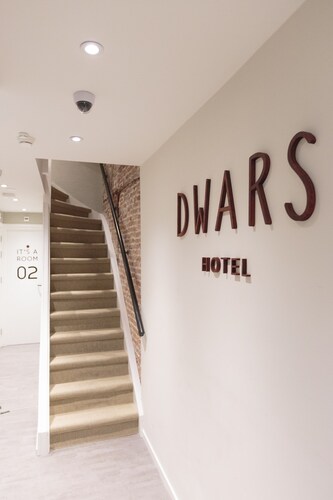 Hotel Dwars