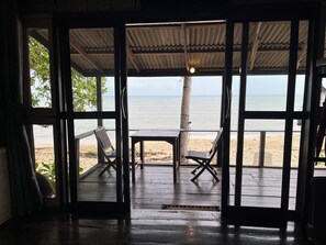 Beachfront Cottage Aircon | Terrace/patio - Samui Harmony Resort (Koh Samui)