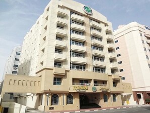 Front of property - Premiere Hotel Apartments (Dubai)