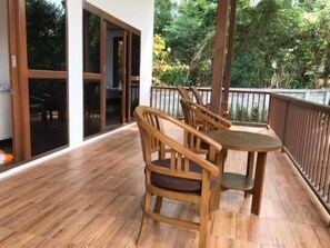 Pool Side Villa | Balcony