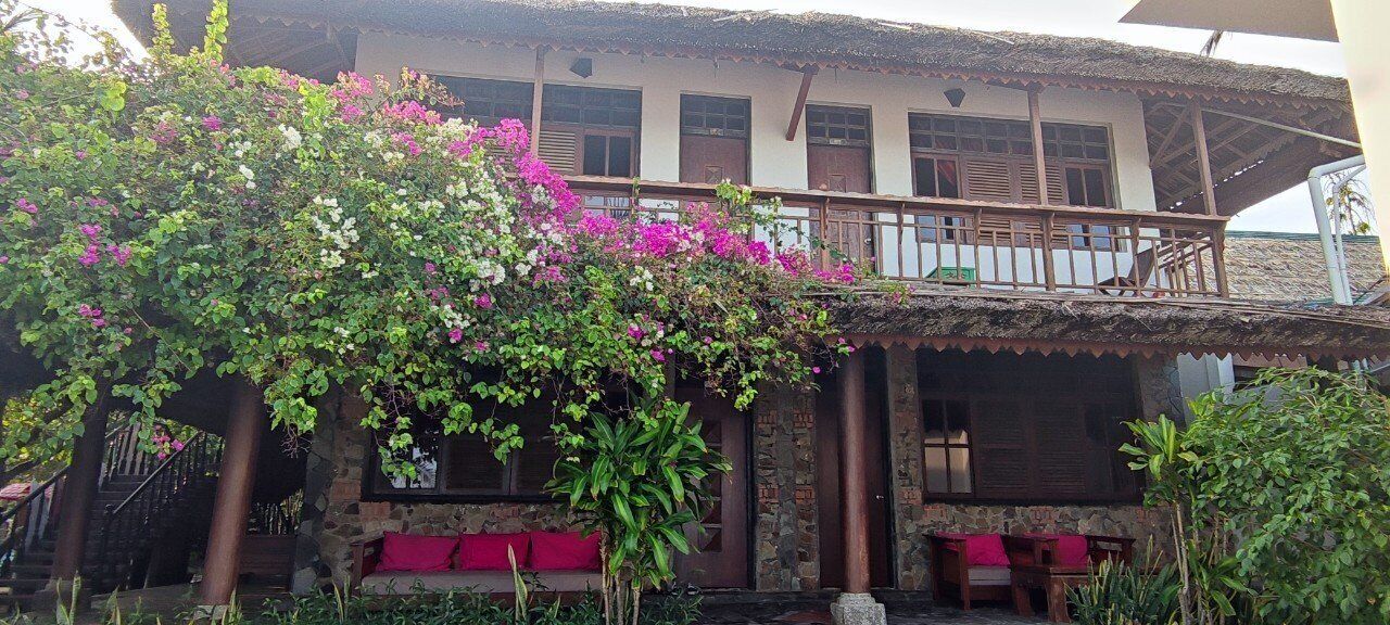 superior room, sea view | minibar, in-room safe, desk, soundproofing