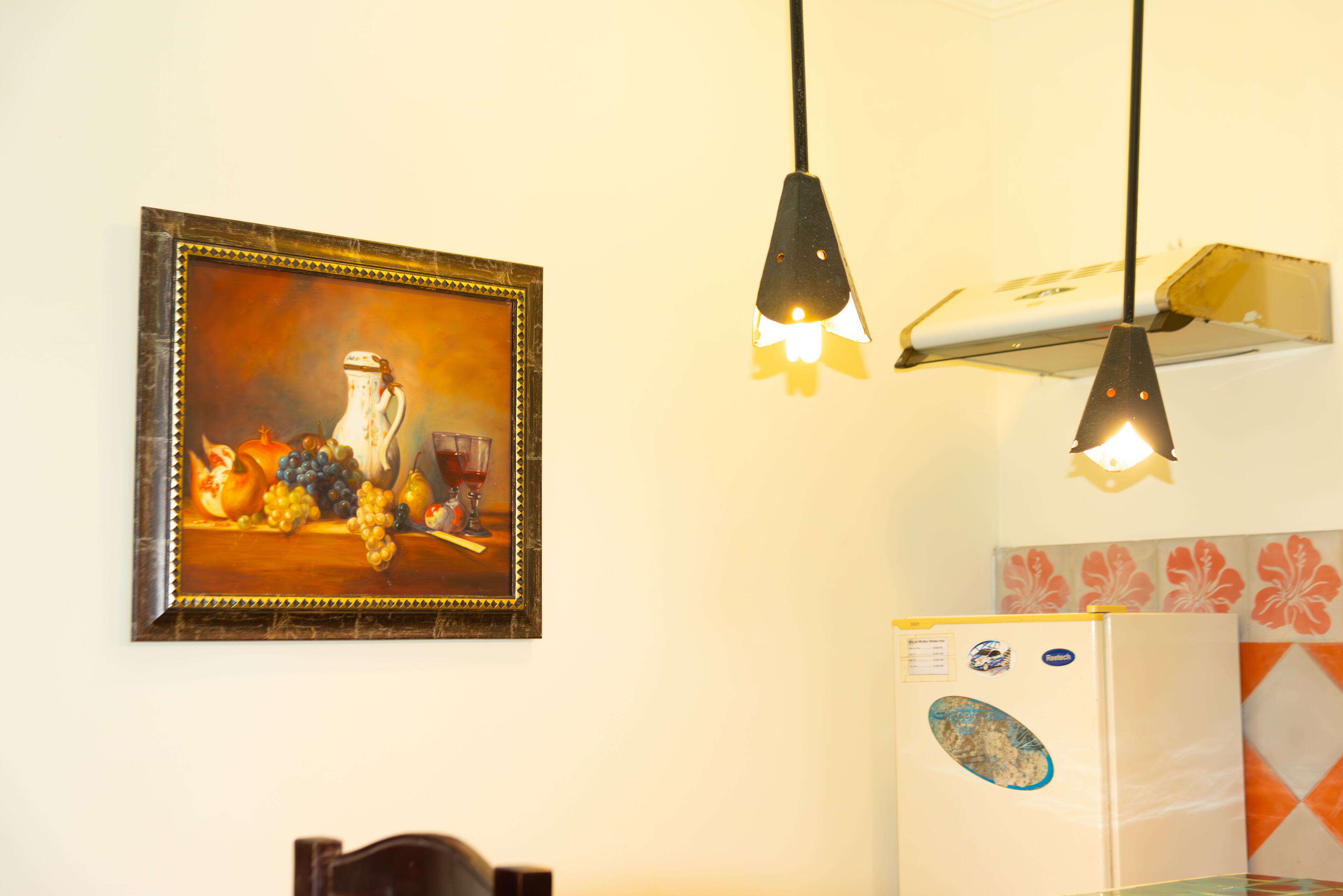 family room, pool view | minibar, in-room safe, desk, soundproofing