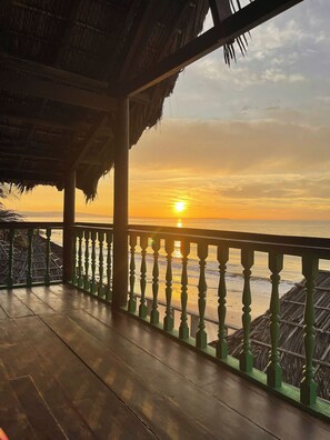 Minibar, in-room safe, desk, soundproofing - Full Moon Beach (Phan Thiet)