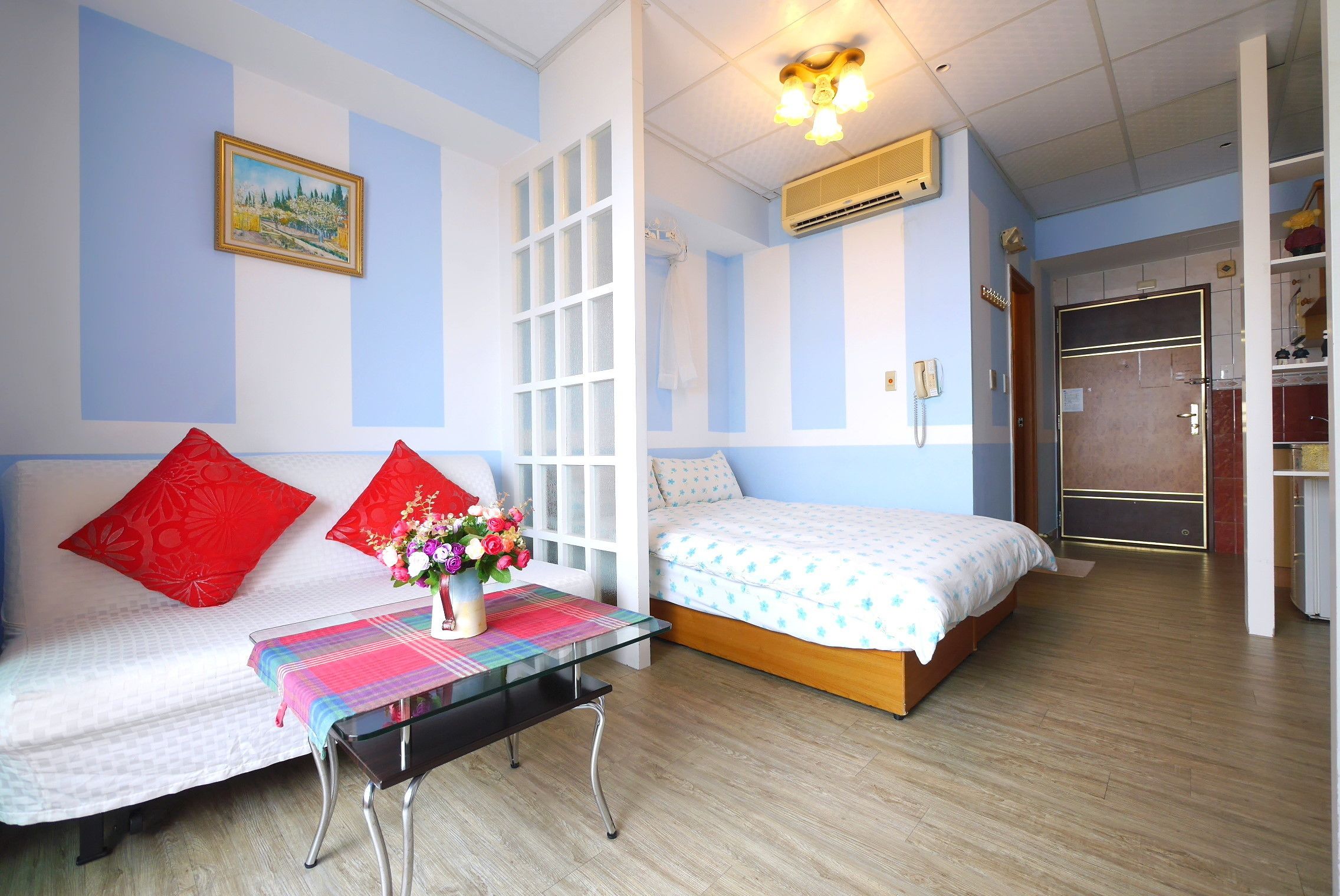 premium bedding, pillow-top beds, individually decorated