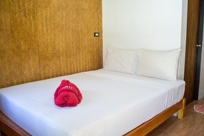 Bungalow with Fan | Free WiFi