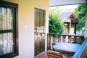 Chambre Économique | Balcon