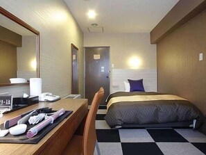Laptop workspace, iron/ironing board, free WiFi - Hotel123 Nagoya Marunouchi (Nagoya)