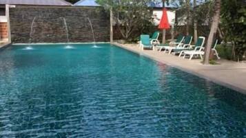 2 outdoor pools, pool umbrellas, sun loungers