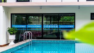 Piscina all'aperto, con ingresso dalle 07:00 alle 20:00, lettini