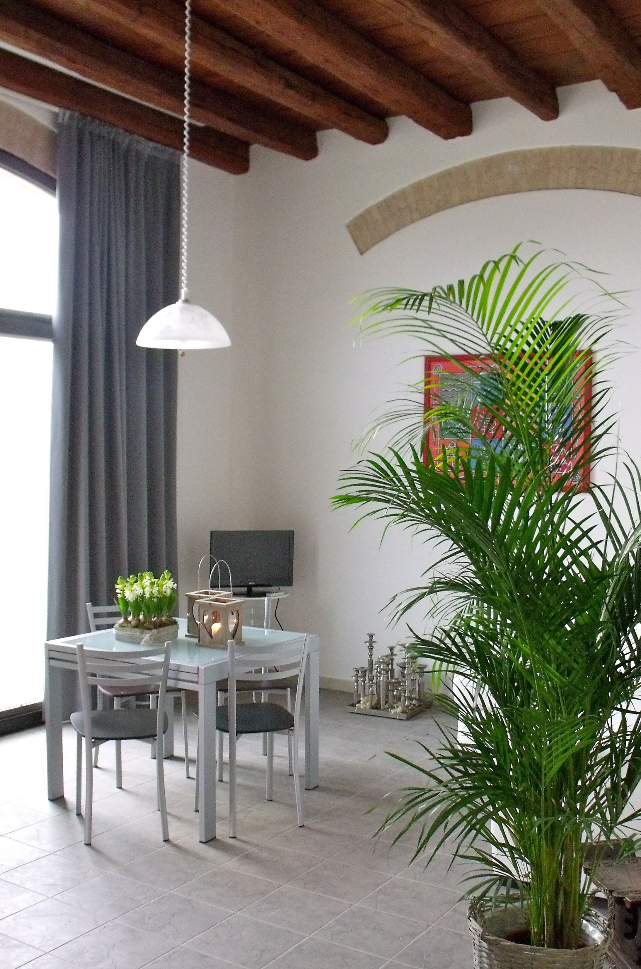 Apartment, 1 Schlafzimmer, barrierefrei | Wohnbereich | Flachbildfernseher