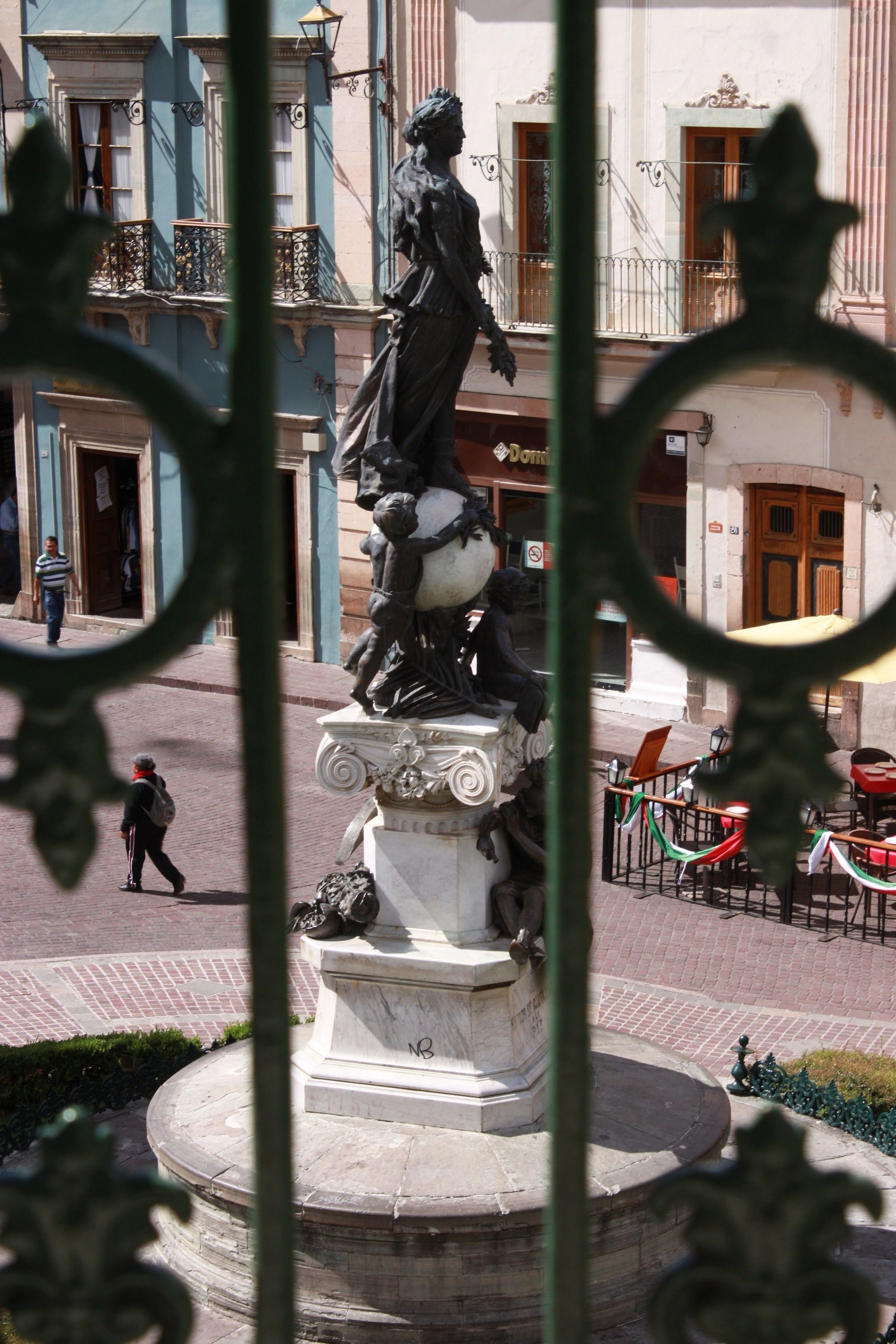 Photo - Hotel de la Paz