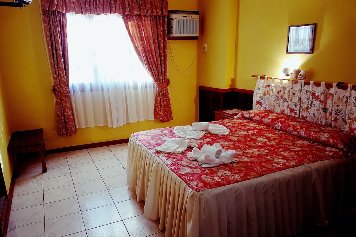 Standard Room, 1 Double Bed | Free cribs/infant beds