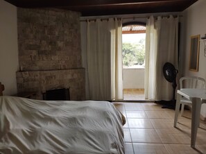 Casa (3 Adultos) | Minibar, free WiFi - Condominio Shallon Adonai (Bocaina de Minas)