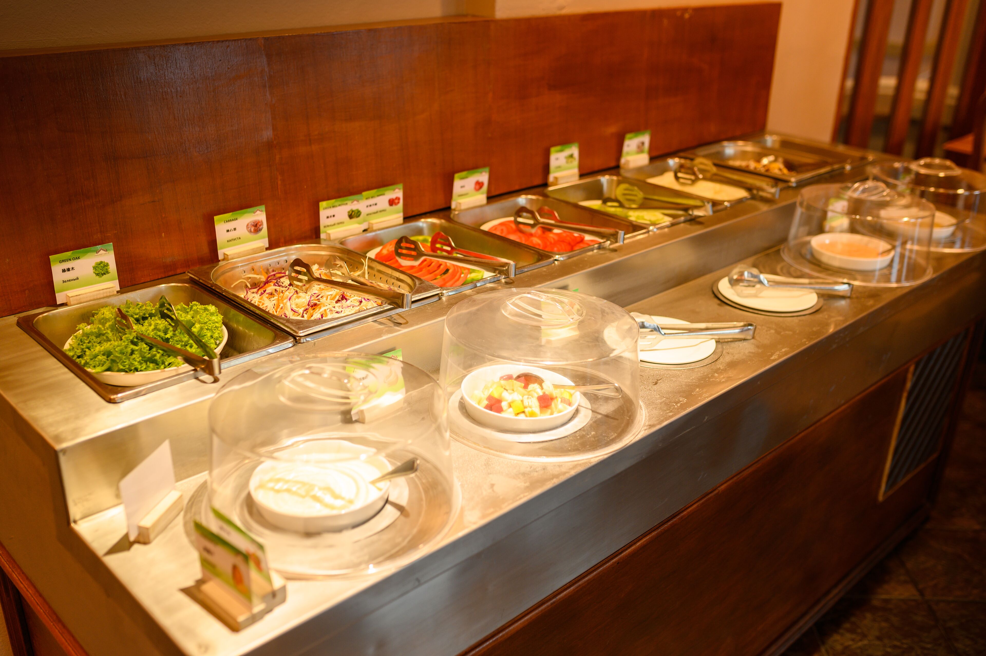 daily buffet breakfast (thb 350 per person)