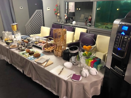 Desayuno continental (con cargo) los días de semana