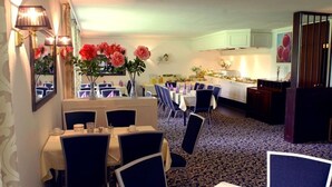 Dining - Hotel Waldkur (Leer)