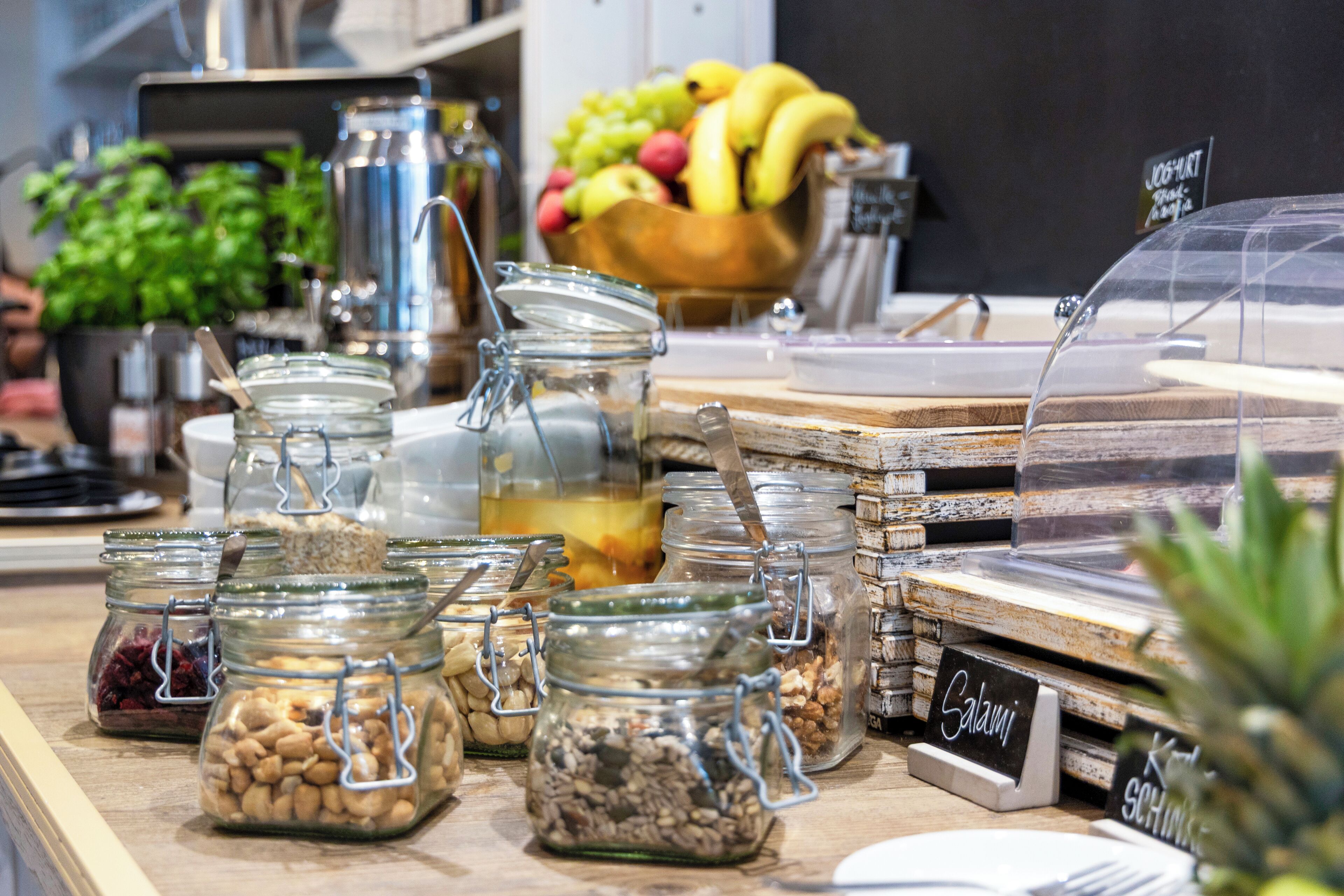 Photo - Auto-Parkhotel Hamburg St Pauli