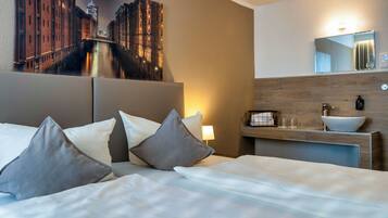 Standard Double Room, Non Smoking | In-room safe, blackout drapes, soundproofing, iron/ironing board